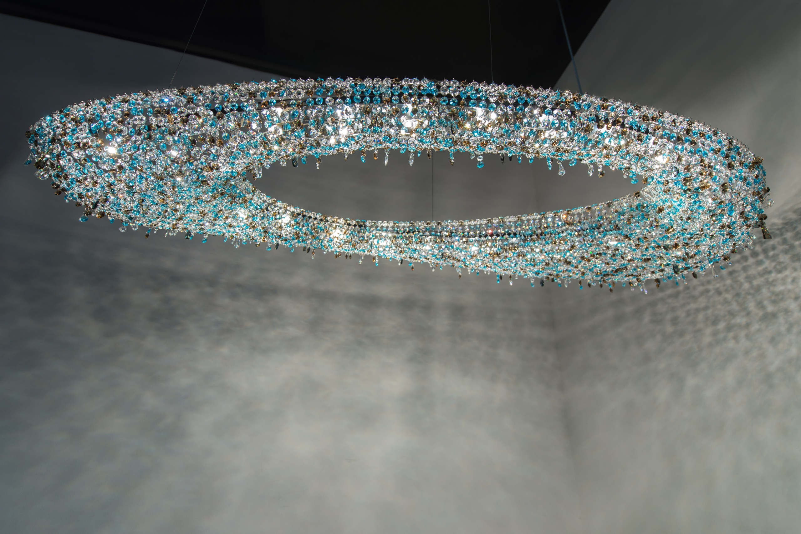 blue-crystal-chandelier-artica-manooi Blue colourful Artica luxury crystal chandelier.