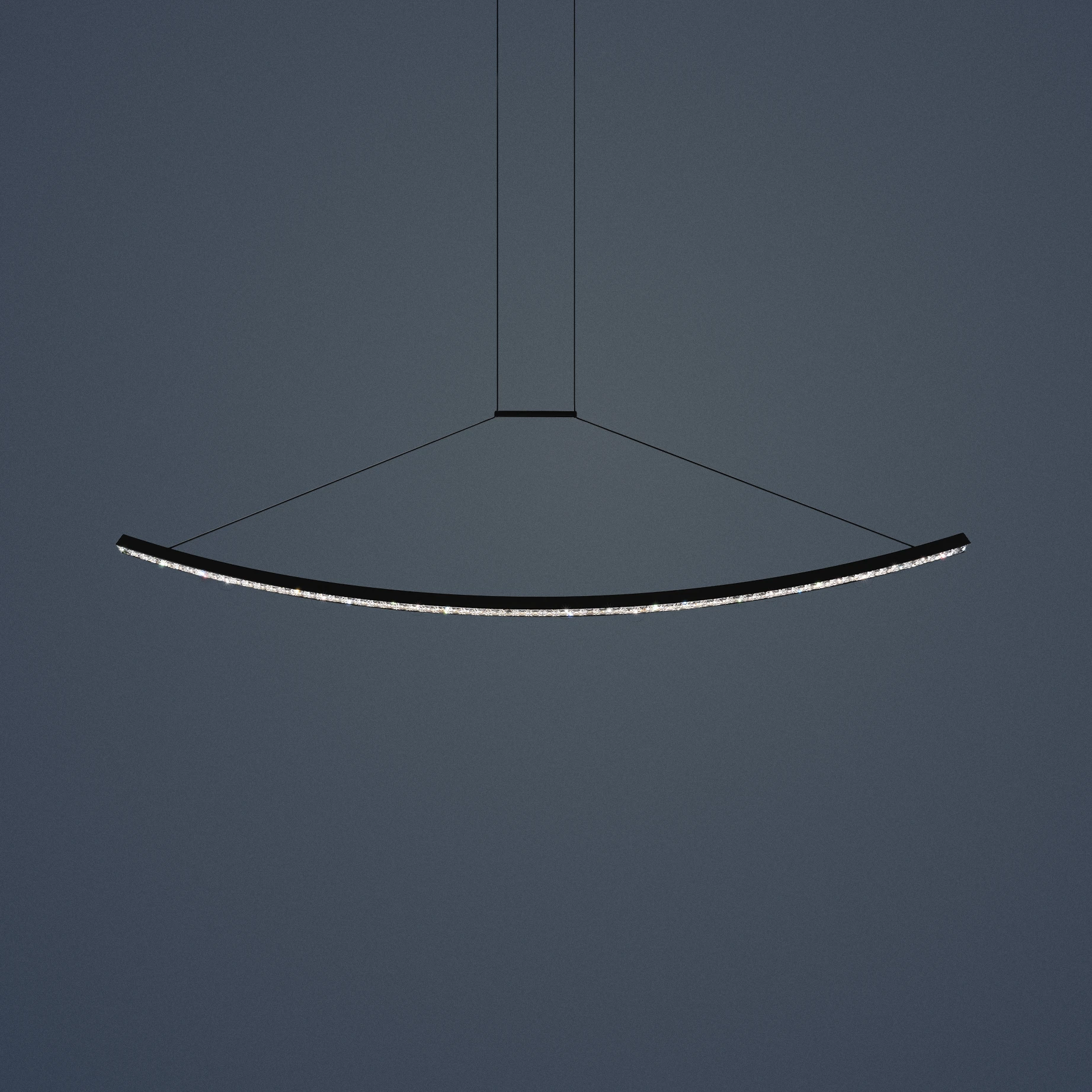 Fineline curved crystal lamp