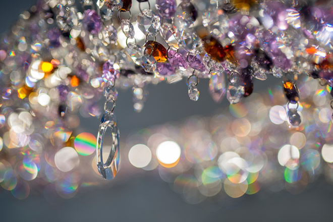 artica-first-model-luxury-chandelier-swarovski-lilac-lighting